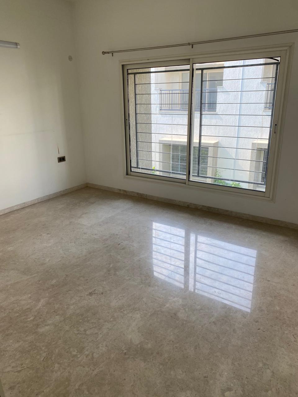 3 BHK + Servant Room Apartment For Sale in Pareena Coban Residences