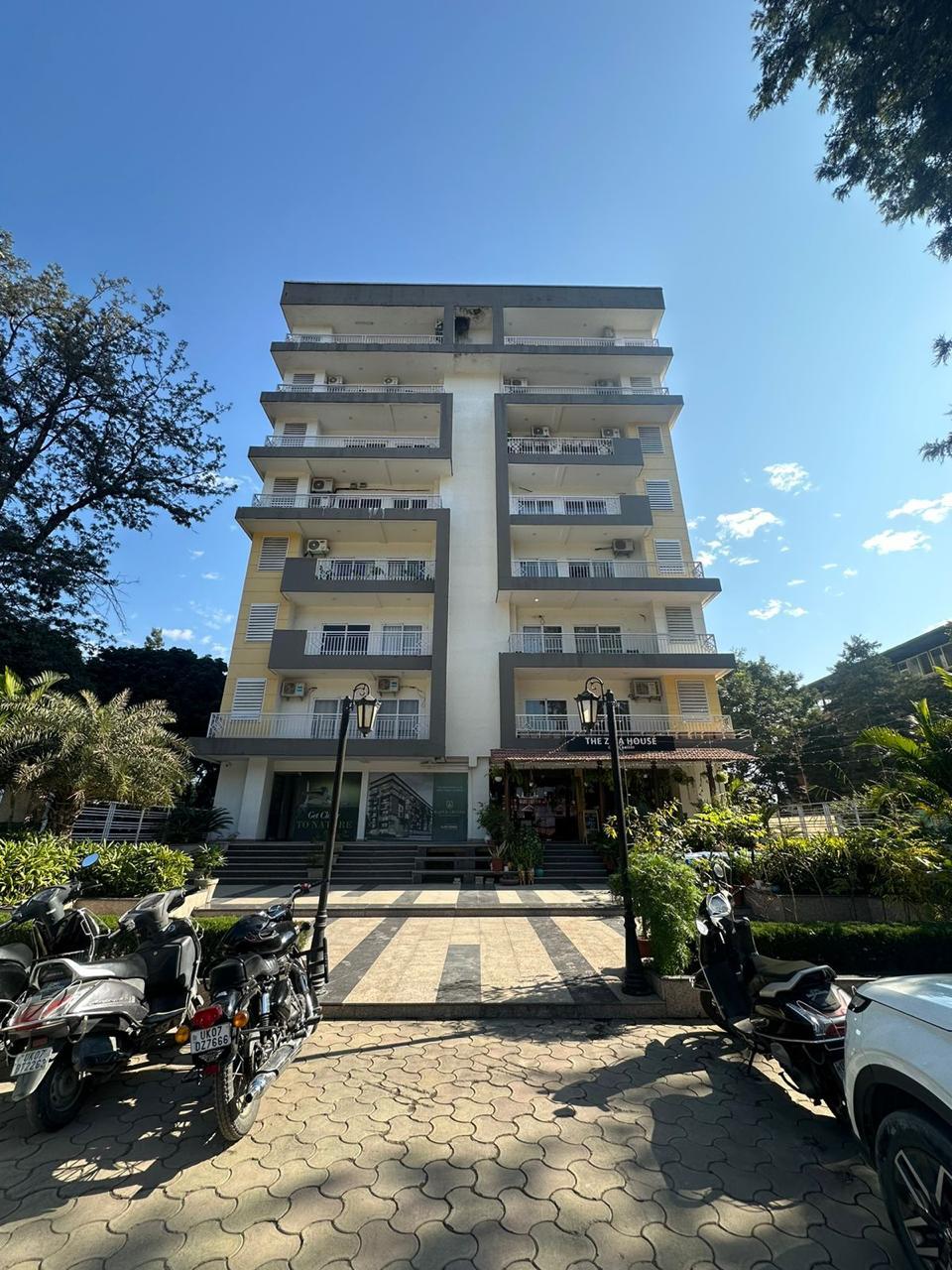 3 BHK 1920 Sq.Ft. Apartment in Earthcon Rajpur Greens