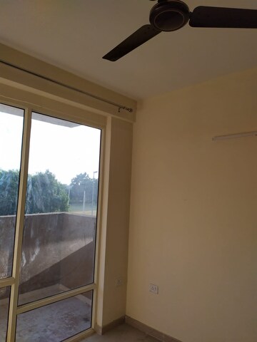 Room in 3 BHK Apartment at Sohna Sector 5 – for Sale