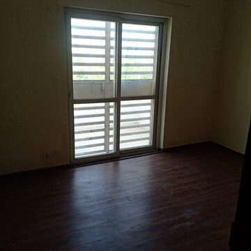 Room in 3.5 BHK Builder Floor at BPTP Park 81, Sector 81 – for Rent