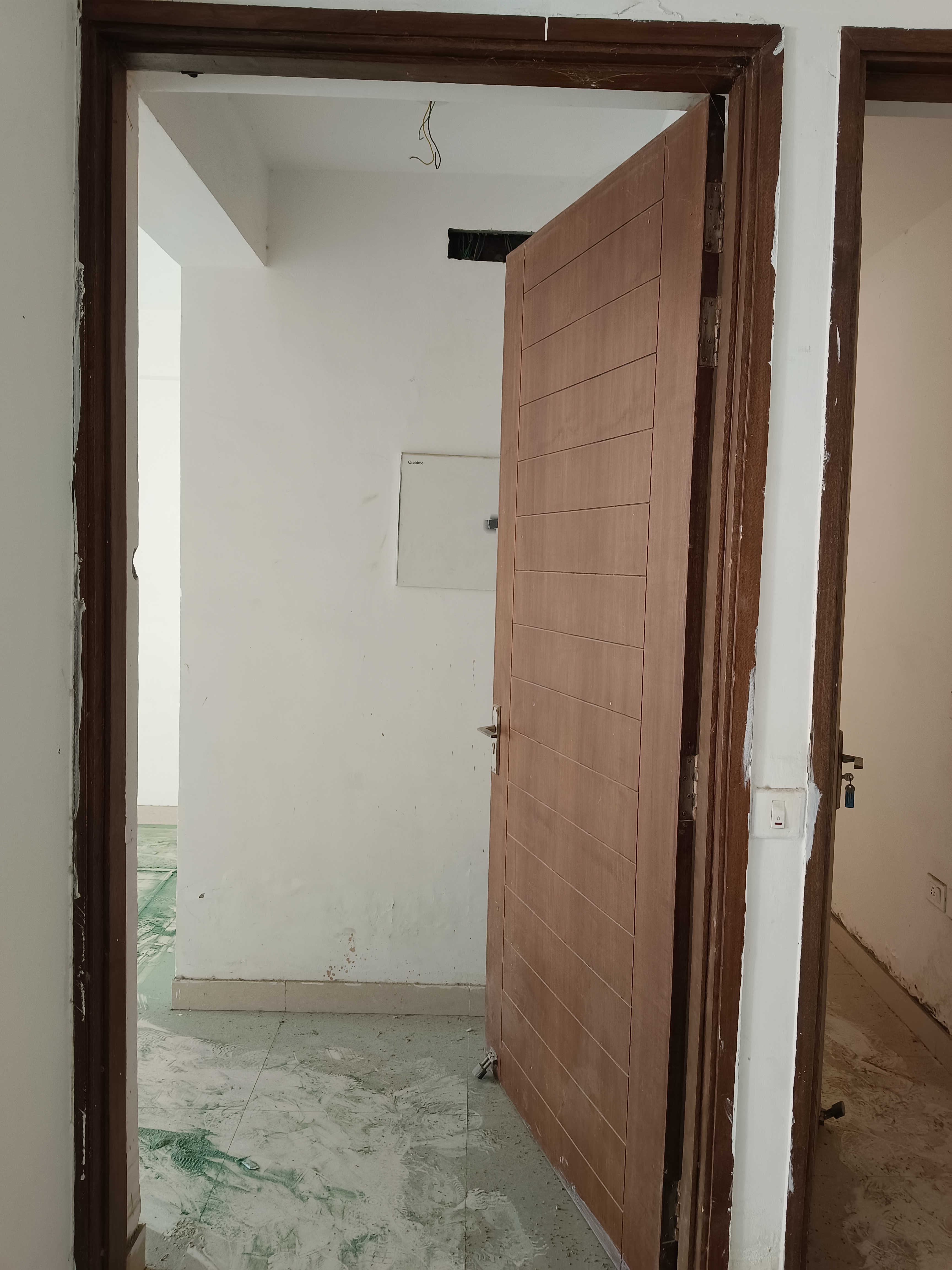 3.5 BHK + Servant Room Apartment For Sale in Lotus Elise