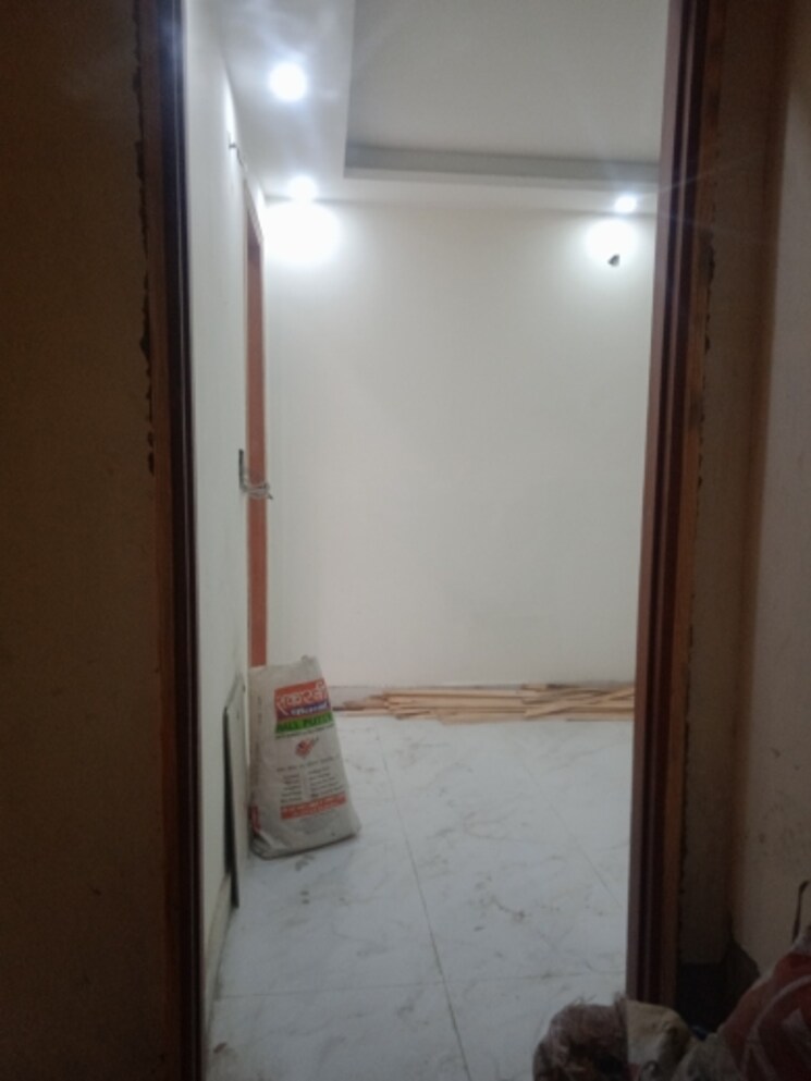 Room, badarpur border 2 Bedroom 540 Sq.Ft. Builder Floor In Badarpur Border Delhi 8054034