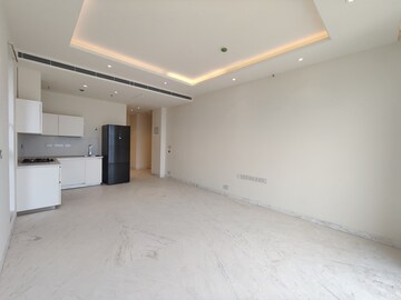 Room in 1 BHK Apartment at Bhartiya Leela Residences, Thanisandra Main Road – for Rent