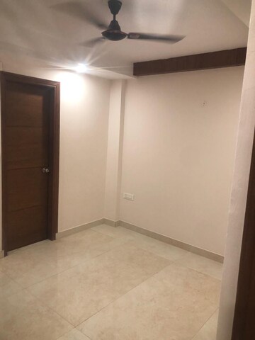 Room in 2 BHK Apartment at RPS Palm Drive, Sector 88 – for Rent
