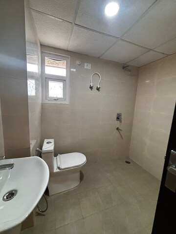 Bathroom in 3 BHK Apartment at E Square Aspire, Gomti Nagar – for Sale