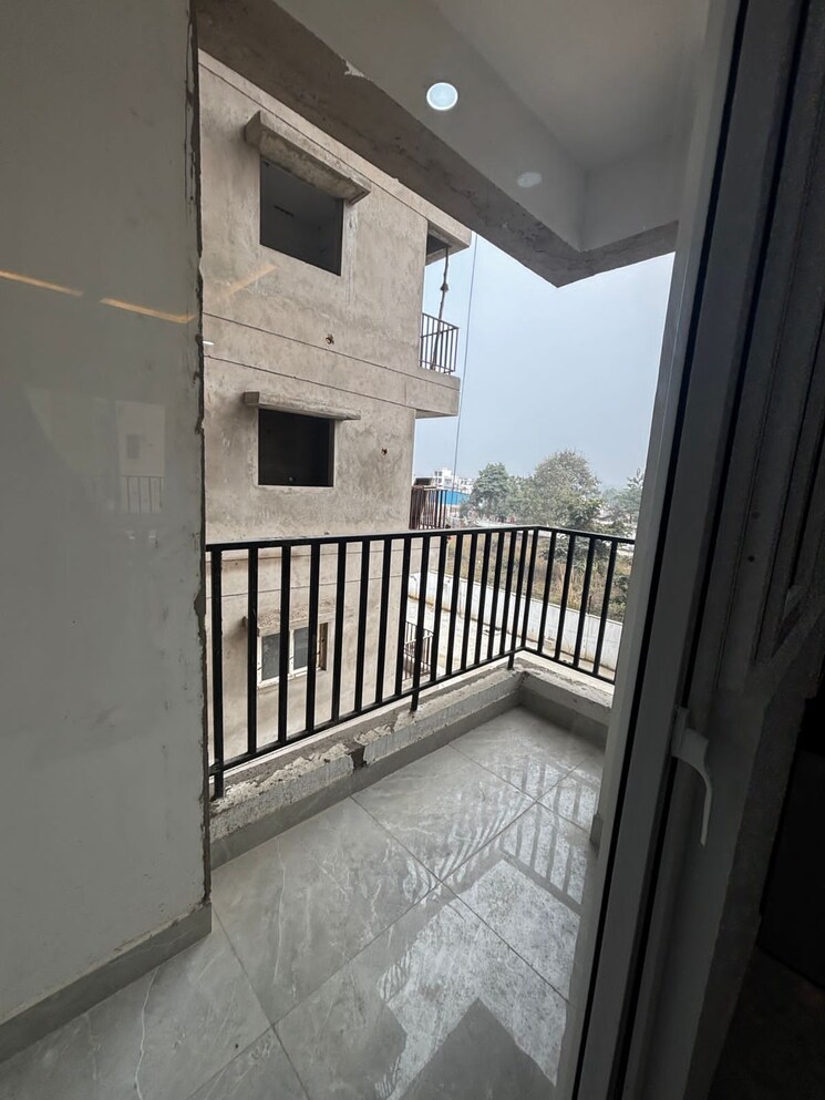 Balcony, e-square-aspire 3 Bedroom 1210 Sq.Ft. Apartment In Gomti Nagar Lucknow 8053829