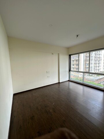 Room in 2 BHK Apartment at Divine Aspen Garden, Goregaon East – for Rent