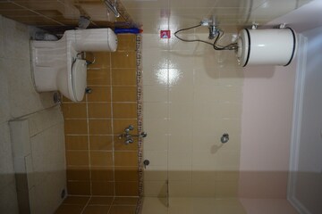 Bathroom in 3 BHK Independent House at Ansal Plaza Sector-23, Sector 23 – for Rent