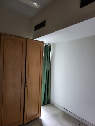Room in 2 BHK Independent House at Ansal Plaza Sector-23, Sector 23 – for Rent
