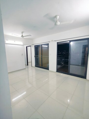 Room in 2 BHK Apartment at Shapoorji Pallonji Joyville Hinjewadi, Hinjewadi – for Rent
