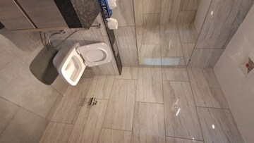 Bathroom in 4 BHK Apartment at Rustomjee Crown, Prabhadevi – for Sale
