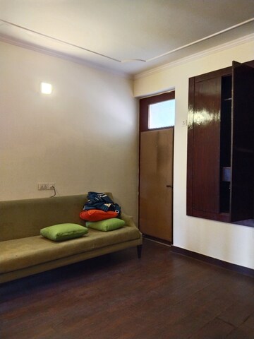 Living Room in 2 BHK Independent House at Ansal Plaza Sector-23, Sector 23 – for Rent