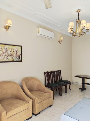 Living Room in 2 BHK Independent House at Ansal Plaza Sector-23, Sector 23 – for Rent