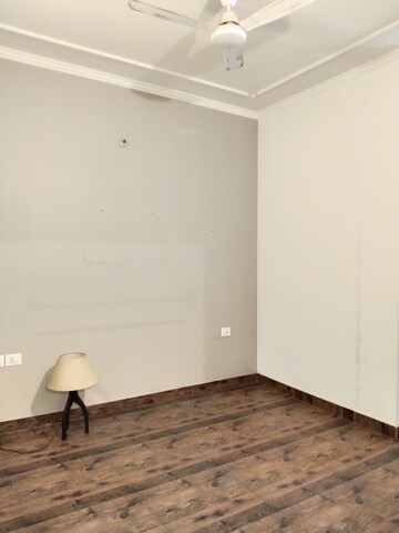 Room in 2 BHK Independent House at Ansal Plaza Sector-23, Sector 23 – for Rent