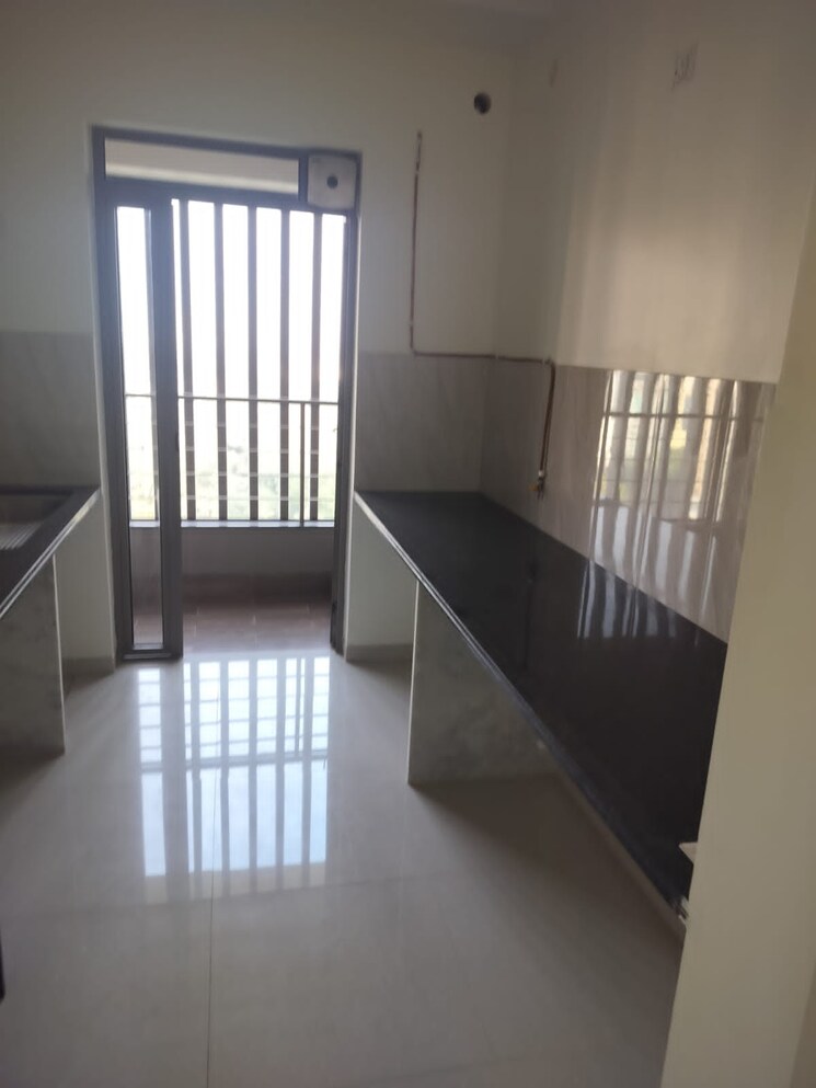 Kitchen, kalpataru-paramount 2 Bedroom 711 Sq.Ft. Apartment In Kapur Bawdi Thane 8053938