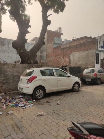  Plot – Exterior View View at Khurram Nagar - for Sale