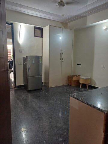 Room in 1 BHK Independent House at Ansal Plaza Sector-23, Sector 23 – for Rent