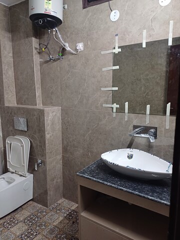 Bathroom in 1 BHK Independent House at Ansal Plaza Sector-23, Sector 23 – for Rent