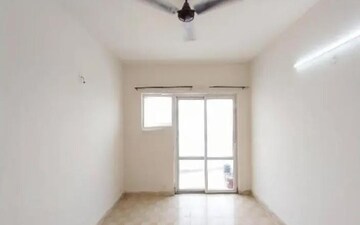 Room in 3 BHK Builder Floor at BPTP Park Elite Floors, Sector 85 – for Sale