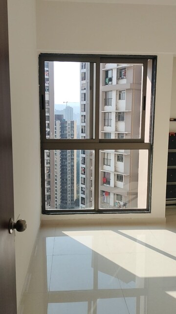 Room in 2 BHK Apartment at Runwal Eirene, Balkum Pada – for Sale