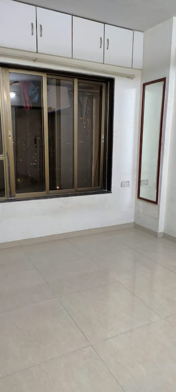 Room in 4 BHK Apartment at Vasundhara CHS Manpada, Manpada – for Rent