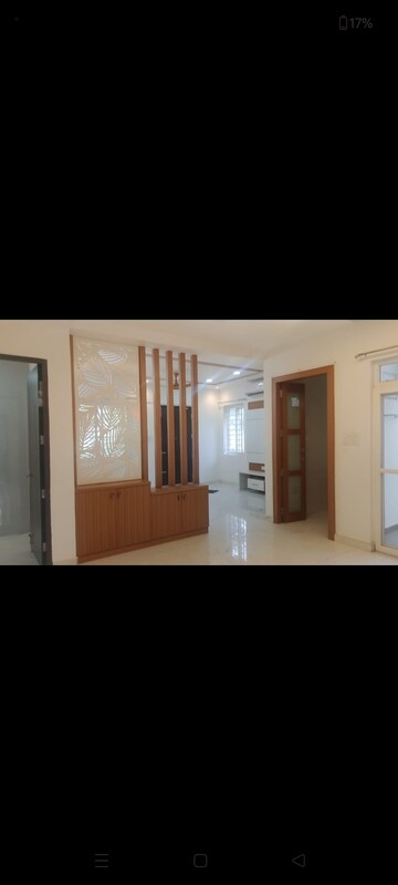 Room in 3 BHK Apartment at Sri Sai Apartments Jubilee HIlls, Jubilee Hills – for Rent