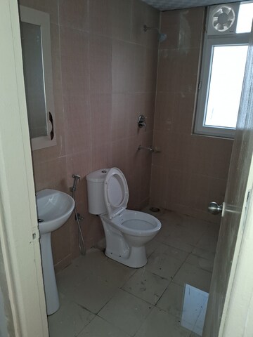 Bathroom in 3 BHK Apartment at ILD Grand, Sector 37c – for Rent