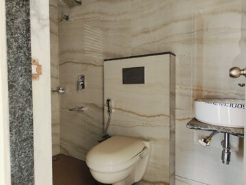 Bathroom in 1 BHK Apartment at Ashok Nagar Complex Ashok Nagar, Ashok Nagar – for Sale