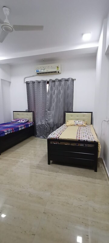 Room in  Pg at Bandra West – for Rent