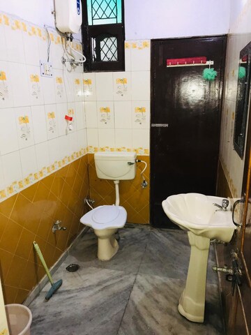Team Area in 2 BHK Independent House at Sector 11 – for Rent