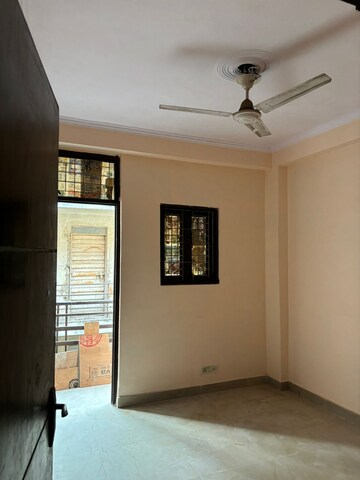 2 BHK Builder Floor For Rent in Ignou Road Delhi  8054206