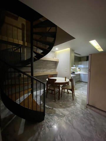 Staircase in 3.5 BHK Independent House at Sector 82 – for Rent