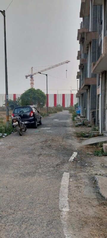 Parking in 1 BHK Apartment at Sector 10 Greater Noida – for Sale