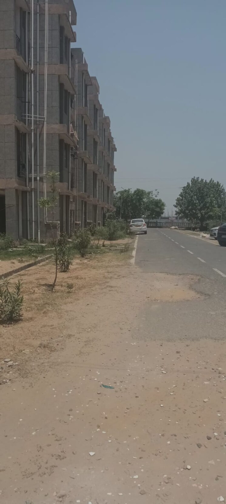 Master Bedroom, sector 10 greater noida 1 Bedroom 30 Sq.Mt. Apartment In Sector 10 Greater Noida Greater Noida 8054278