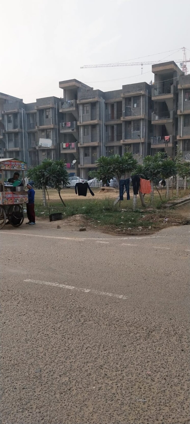 Exterior View, sector 10 greater noida 1 Bedroom 30 Sq.Mt. Apartment In Sector 10 Greater Noida Greater Noida 8054278