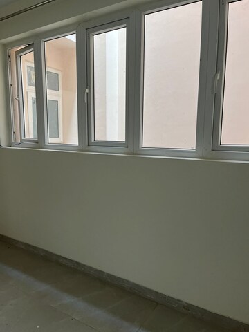 Room in 3 BHK Builder Floor at Ansal Sushant Lok I, Sector 43 – for Rent