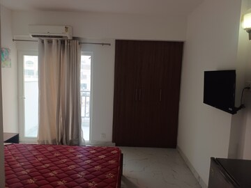 Bedroom in Studio Apartment at Earthcon Casa Grande II, Chi V Greater Noida – for Rent