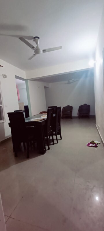 Team Area in 2 BHK Apartment at SRS Royal Hills, Sector 87 – for Rent