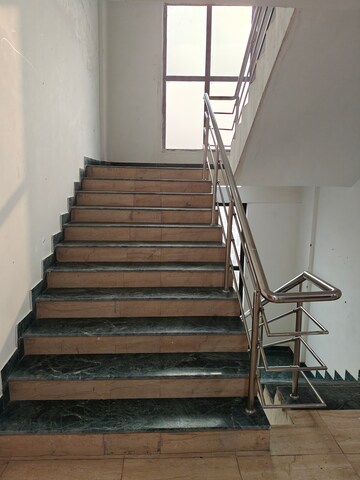 Staircase in 2.5 BHK Apartment at Balaji The Landmark, Gomti Nagar – for Sale