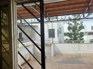 Staircase in 3.5 BHK Apartment at Clover Village, Wanowrie – for Rent