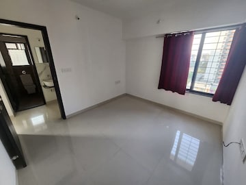 Room in 2 BHK Apartment at Vastushree Diona, Keshav Nagar – for Rent