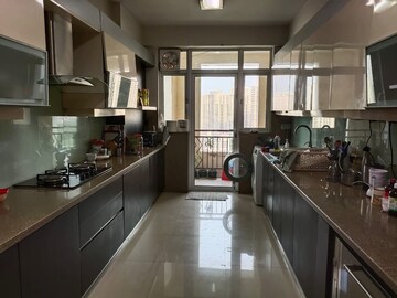 Kitchen in 4 BHK Apartment at DLF The Summit, Dlf Phase V – for Rent