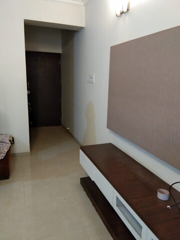 Room in 3 BHK Apartment at Dorabjee Paradise Building A&B Condominium, Mohammadwadi – for Rent