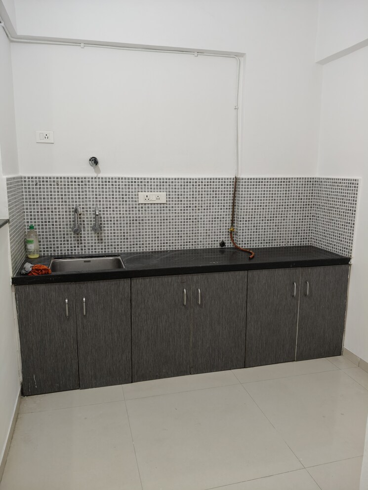 Bathroom, dynamic-oasis 2 Bedroom 1150 Sq.Ft. Apartment In Undri Pune 8054420