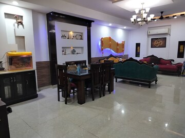 Living Room in 3 BHK Builder Floor at Sector 41 – for Sale