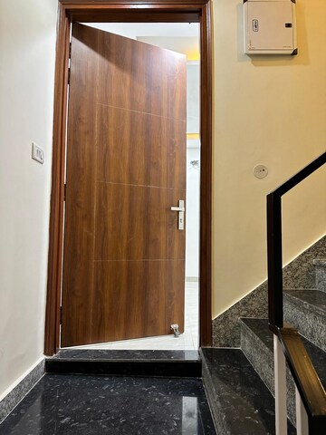 Furnished Amenities in 2 BHK Apartment at Palm Residency Chhatarpur, Chattarpur – for Rent