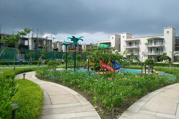  Plot – Exterior View View at BPTP Amstoria, Sector 102 - for Sale