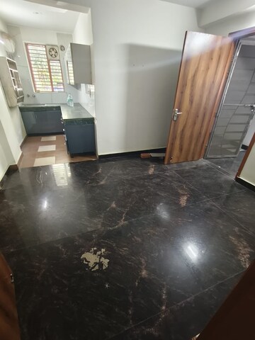 Room in 1 BHK Builder Floor at Sector 23 – for Rent
