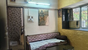 Bedroom in 1 BHK Apartment at Rushi Kutir CHS Santacruz, Santacruz East – for Rent