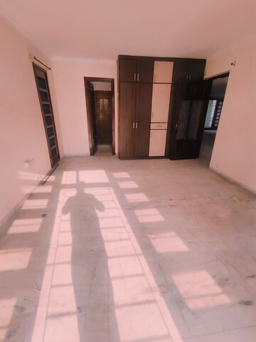 Room in 4 BHK Independent House at Beri Khera – for Sale